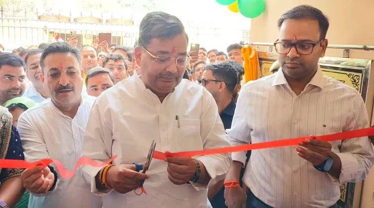 फिरोजाबाद: गरीब परिवार कम खर्च में कर सकेंगे शादी समोराह-जयवीर सिंह