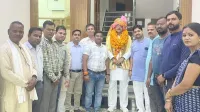 आगरा: आगरा आगमन पर कोरी समाज के प्रदेश अध्यक्ष का हुआ जोशीला स्वागत