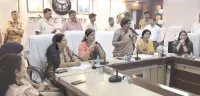 फिरोजाबाद: सरकार योजनाओं से लाभांवित महिलाओं के चेहरों पर लौटी रौनक-विजय रहाटकर
