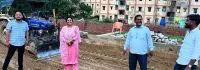 शिकोहाबाद: पालिकाध्यक्ष ने किया गोशाला निर्माण का निरीक्षण