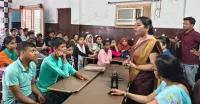 फिरोजाबाद: विधिक जागरूकता शिविर में छात्र-छात्राओं को बताए गए कानूनी अधिकार और योजनाएं