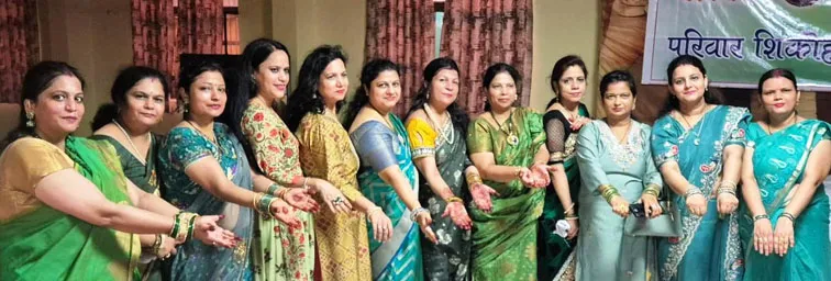 शिकोहाबाद: हरियाली तीज क्वीन बनी सुनीता