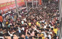 फिरोजाबाद: माॅ भगवती के प्रथम स्वरूप शैलपुत्री की हुई पूजा अर्चना
