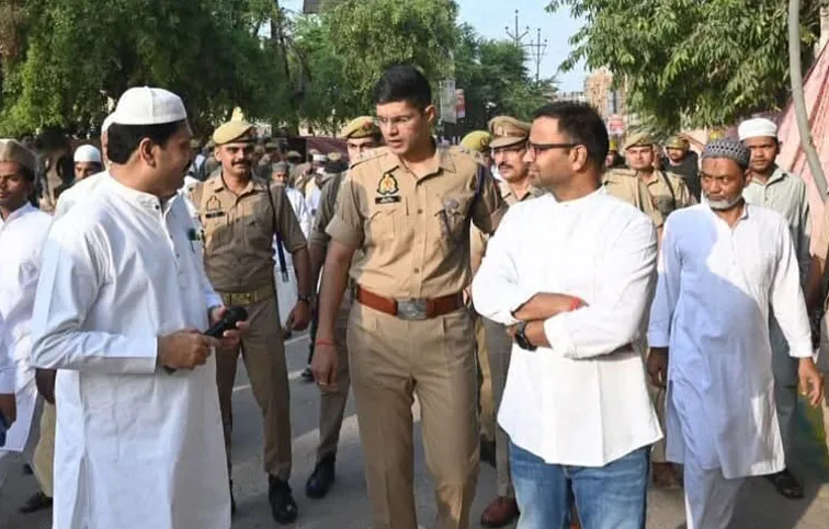 फिरोजाबाद: शांतिपूर्ण तरीके से हुई ईद-उल-अजहा की नमाज