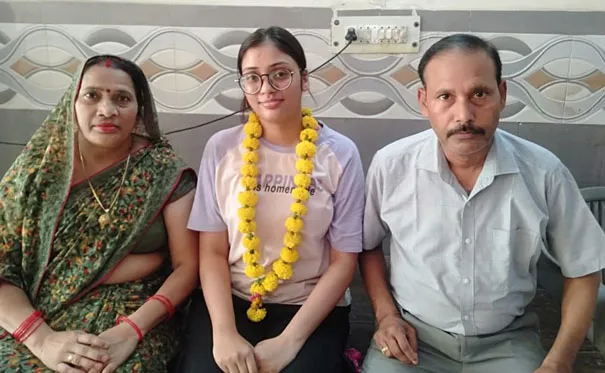 टूंडला: नीट में शिप्रा ने पाई सफलता