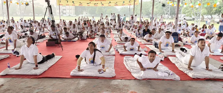 फिरोजाबाद: भारत के विश्व गुरु बनने में योग का महत्वपूर्ण स्थान-प्रमुख सचिव