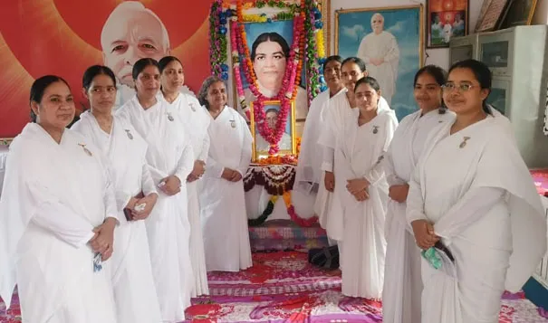 फिरोजाबाद: विश्व की सेवा में त्याग व तपस्या द्वारा जुट गई थी जगदम्बा सरस्वती