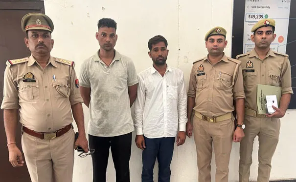 फिरोजाबाद: साइबर ठगी करने वाले दो आरोपी डिजिटल अरेस्ट