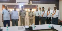फिरोजाबाद: पुलिस विभाग में सेवा काल पूर्ण करने वाले चार उपनिरीक्षकों को दी विदाई