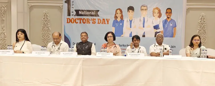 फिरोजाबाद: चिकित्सा पेशे के बदलते पहलुओं पर डाक्टर्स ने की चर्चा