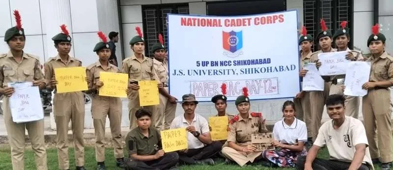 शिकोहाबाद: जेएस विश्वविद्यालय में मनाया गया पेपर बैग डे