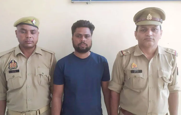 फिरोजाबाद: सोशल मीडिया पर फायरिंग का वीडियो वायरल करने वाला धरा