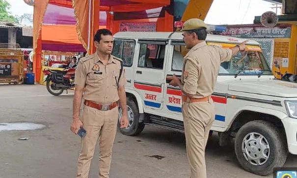 फिरोजाबाद: एसपी सिटी ने कांवड़ यात्रा मार्ग का निरीक्षण कर व्यवस्थाओं का लिया जायजा