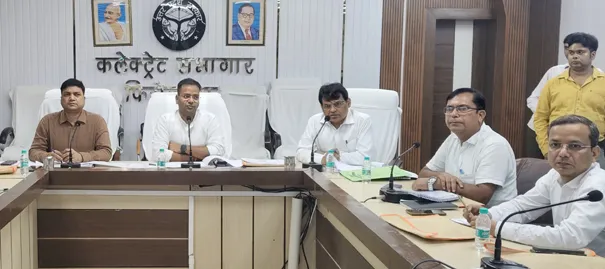 फिरोजाबाद: किसानों को कृषि पद्धतियों का प्रशिक्षण दिया जाएगाः डीएम