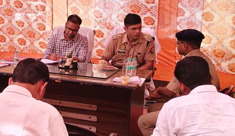 फिरोजाबाद: थाना समाधान दिवस में फरियादियों की शिकायतों का हुआ निस्तारण