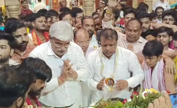 फिरोजाबाद:पालकी पर सवार होकर निकले राजाधिराज बाबा महाकाल