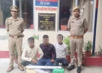 फिरोजाबाद: चोरी का हुआ अनावरण बाल अपचारी सहित तीन पकड़े, सामान बरामद