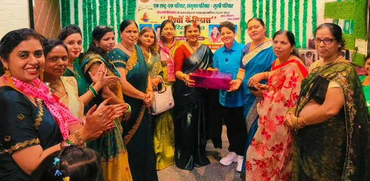 फिरोजाबाद: रिश्तों में मिठास कार्यक्रम में सास-बहु, देवरानी-जेठानी संवाद रहा सर्वश्रेष्ठ