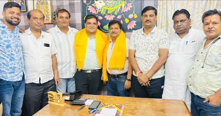 फिरोजाबाद: महानगर उद्योग मंच के अध्यक्ष बने अमित बंसल, महामंत्री गौरव जैन