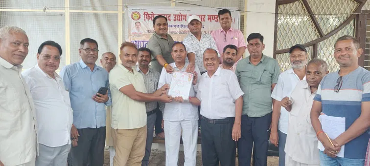 फिरोजाबाद: इटावा में होने जा रहे प्रांतीय अधिवेशन में व्यापारी करेंगे प्रतिभाग