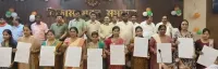 फिरोजाबाद: भाजपा जिलाध्यक्ष ने नव चयनित मुख्य सेविकाओं को बांटे नियुक्ति पत्र