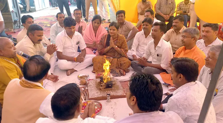 फिरोजाबाद: 99 लाख रू. से बनेगी नगला भाऊ रोड पर अजय ग्लास से हंसी इंटरप्राइजेज तक सीसी सडक