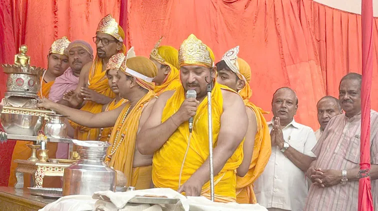 फिरोजाबाद: अट्टावाला जैन मंदिर में हुआ जलधारा महोत्सव