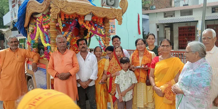 फिरोजाबाद: धूमधाम से निकली ज्योति कलश यात्रा, जगह-जगह हुआ स्वागत