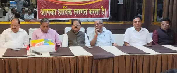 फिरोजाबाद: संस्कार भारती की बैठक में दीपावली आनंद महोत्सव मनाने को लेकर हुई चर्चा