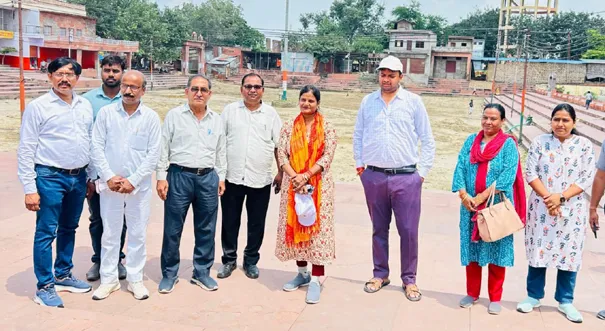 फिरोजाबाद: रामलीला की व्यवस्थाओं किया निरीक्षण