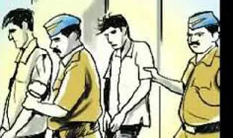 फिरोजाबाद: आठ अपराधी अरेंस्ट, असलाह कारतूस बरामद