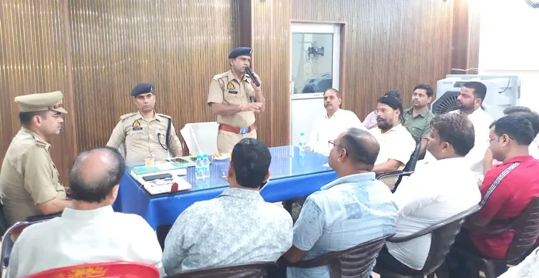 फिरोजाबाद: नवरात्रि व रामलीला मंचन को लेकर प्रशासन सतर्क