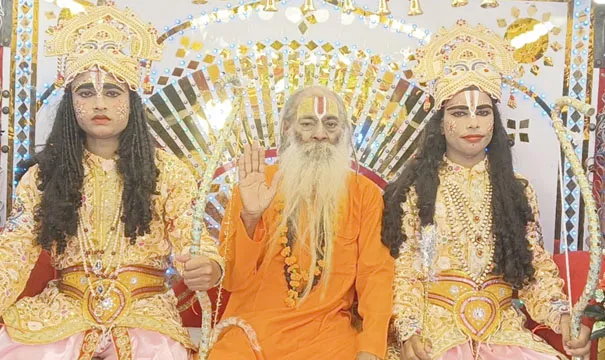 फिरोजाबाद: गाजे-बाजे के साथ निकली प्रभु श्रीराम की बारात