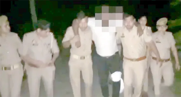 फिरोजाबाद: पुलिस की गैंगस्टर से मुठभेड़, वांछित सट्टा किंग गिरफ्तार