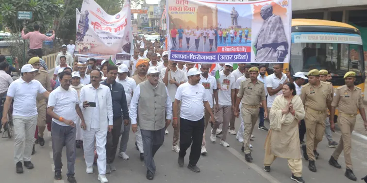 फिरोजाबाद: देश की प्रगति, प्रतिष्ठा युवाओं के हाथों में है, जिम्मेदारी का निर्वहन पूरी निष्ठा और ईमानदारी से करें-पर्यटन मंत्री 