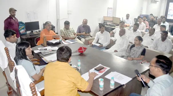 फिरोजाबाद: निगम कार्यकारिणी की बैठक में शहर के नगरीय विकास एवं जनहित से जुड़े 35 प्रस्तावों को ध्वनिमत से मिली मंजूरी 
