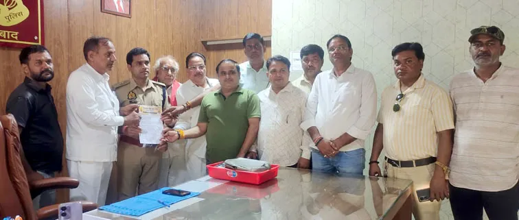 फिरोजाबाद: दीपावली पर्व पर नगर में लगने वाले जाम से मुक्ति दिलाने की मांग