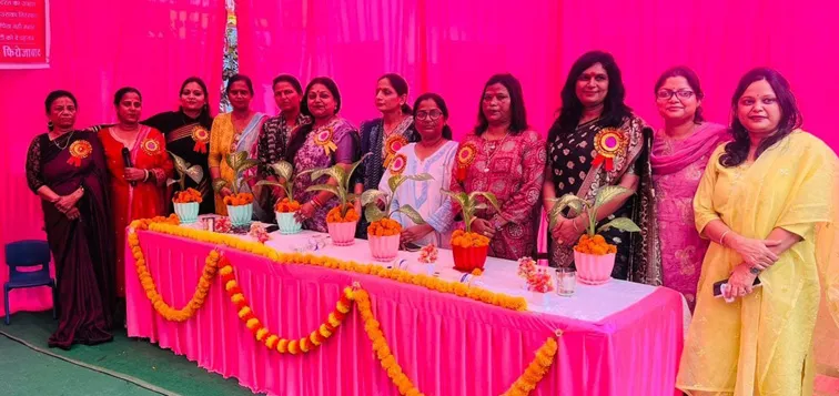 फिरोजाबाद: शिक्षिकाओ ने मिशन शक्ति के उद्देश्य पर डाला प्रकाश