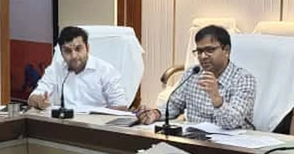 फिरोजाबाद: नगरोदय योजना में कराएं जा रहे कार्यो की डीएम ने दी स्वीकृति