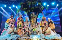 गोवर्धन लीला का मंचन देख भक्तगण हुए प्रफुल्लित