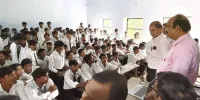 फिरोजाबाद: तिलक कॉलेज मेें विद्यार्थियों ने प्रधानमंत्री का विकसित भारत बिल्डथोंन कार्यक्रम देखा प्रसारण 