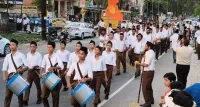 टूंडला: जन्मशताब्दी वर्ष पर सैकड़ो स्वयंसेवकों ने नगर में निकाला पथ संचलन