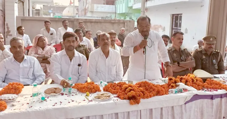 फिरोजाबाद: व्यापारी देश की अर्थव्यवस्था की रीड है-प्रेमपाल सिंह धनगर 