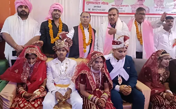 फिरोजाबाद: व्यापारी मजदूर किसान जागृति सेवा समिति 21 जोड़ो का कराया विवाह