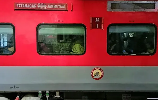 फिरोजाबाद में कल से रूकेंगी मुरी एक्सप्रेस