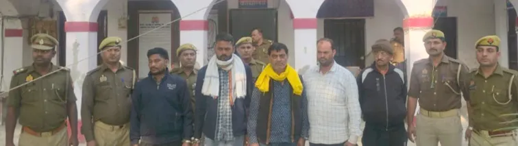 फिरोजाबाद: मिलावटी पैट्रोल, डीजल की बिक्री करने वाले पैट्रोल पंप संचालक सहित पांच गिरफ्तार