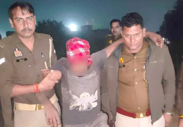 फिरोजाबाद: पुलिस मुठभेड में 15 हजार का इनामी बदमाश गिरफ्तार