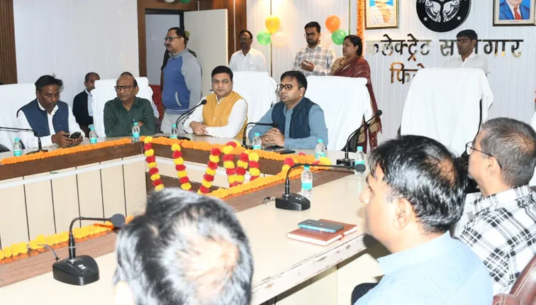 फिरोजाबाद: जय भोले सेवा समिति ने 11 कन्याओं का कराया विवाह 