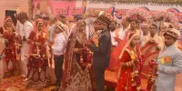 फिरोजाबाद: बाबा खाटू श्याम सेवा समिति ने 42 जोड़ो का हिंदू रीति-रिवाज के साथ कराया विवाह