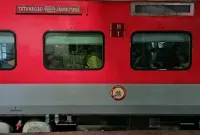 फिरोजाबाद: टाटा नगर मुरी एक्सप्रेस का शीघ्र फिरोजाबाद स्टेशन पर होगा ठहराव 